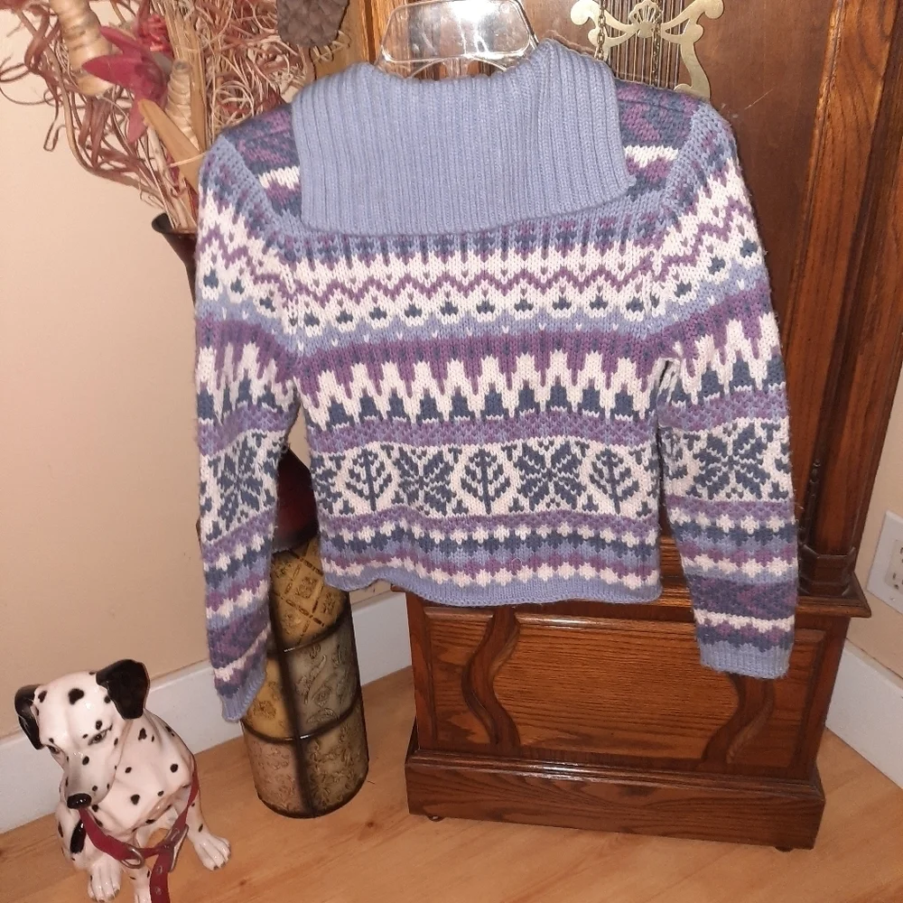 Cherokee Children's Sweater - Picture 2 of 3